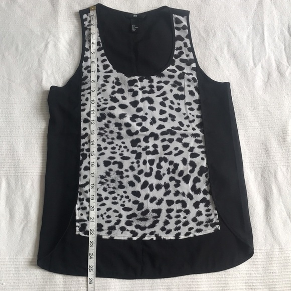 H&m Lightweight Sleeveless Animal Print Blouse - Picture 5 of 9